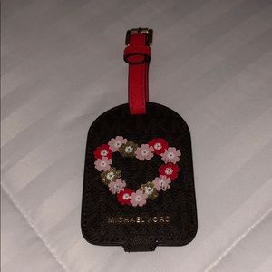 BNWOT- luggage tag